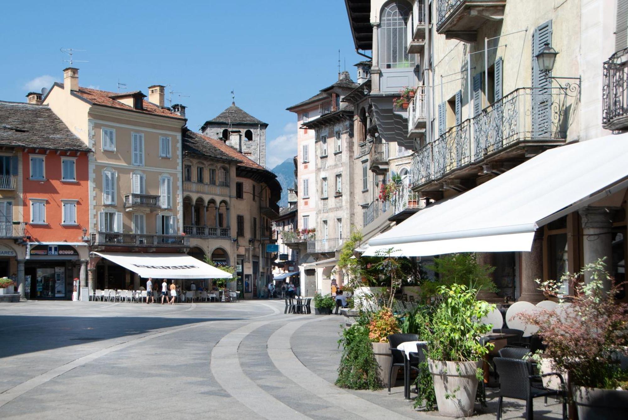Casa Dell'Edera - Holiday Apartment In Domodossola Exterior photo